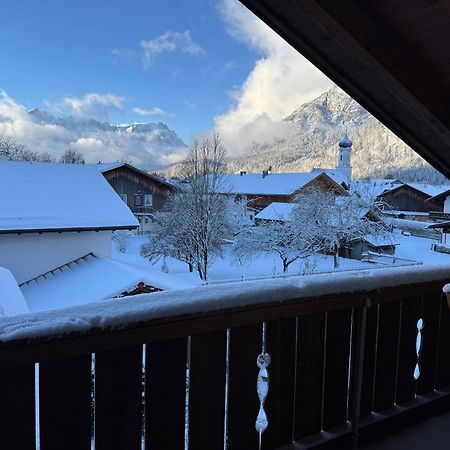 Dachgeschosswohnung Mit Traumhaftem Zugspitzblick Bei Garmisch Farchant Bagian luar foto